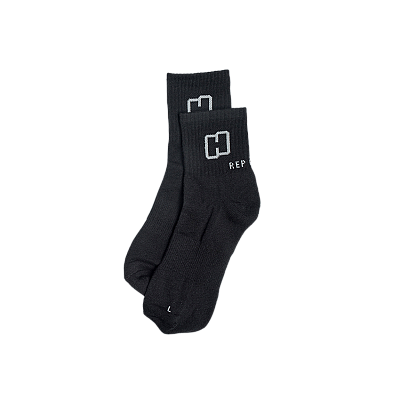 H103 // ESSENTIAL Crew Socks- Black