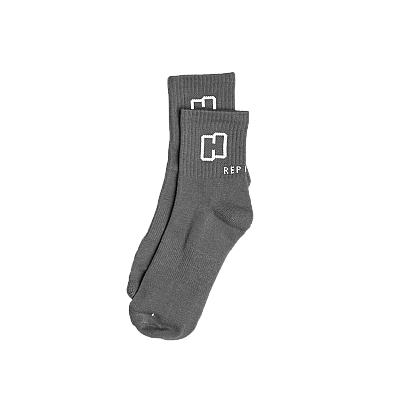 H103 // ESSENTIAL Crew Socks- Ash